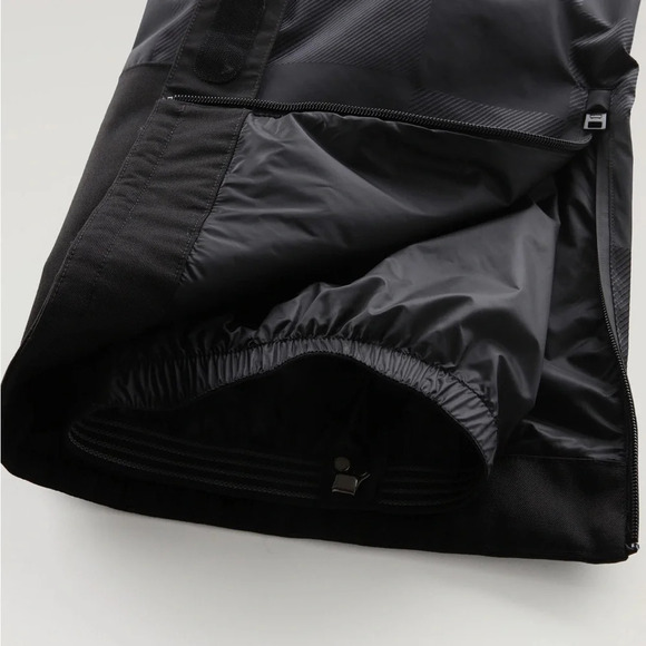 Woolrich NWT Shelter Waterproof Overall Ski Pants Made in Italy - Size S - Picture 3 of 15